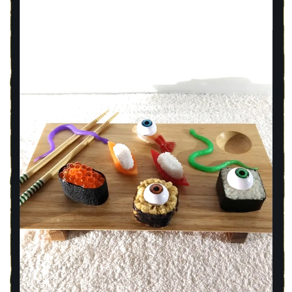👁️ Eye Love Sushi Platter 👁️ w/Wooden Sushi Tray & Chopsticks